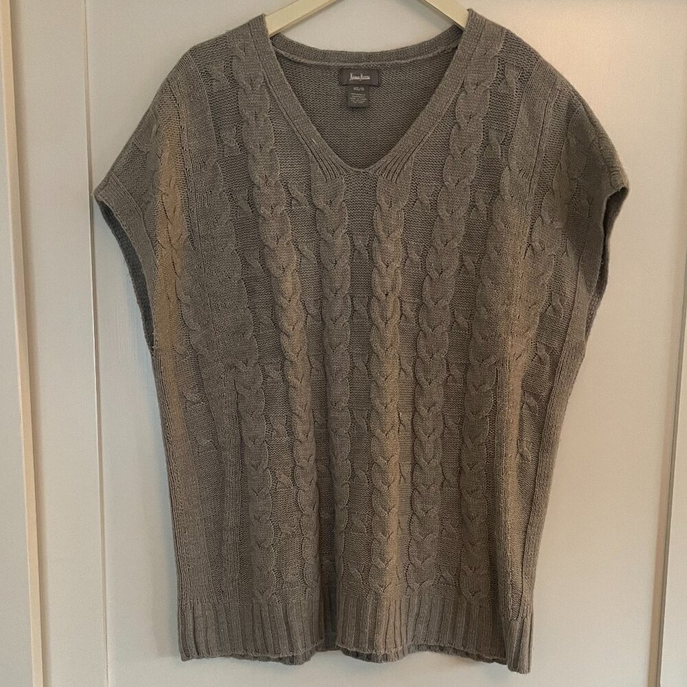 Neiman Marcus Gray Cable Knit Oversized Vest XS/S